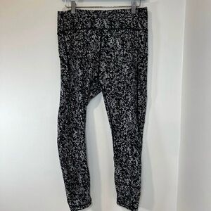 Lululemon In Movement 7/8 Leggings Chirasu Black White Size 12 Everlux
